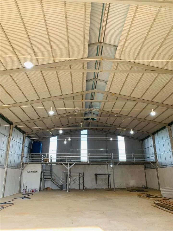 Cho thuê nhà xưởng 450m2 tại đường phạm hùng, xã đức trọng, tỉnh lâm đồng