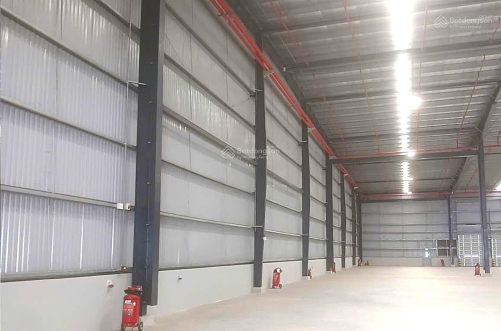 Nhà xưởng tổng 30.000m2, cắt lẻ cho thuê từ 2000m2, kcn bến lức, kế kcn thuận đạo, vĩnh lộc 2