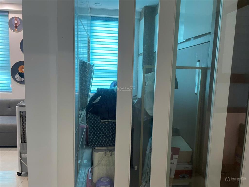 Bán nhanh căn intela saigon 2pn 2wc tầng trung view hộ bơi siêu đỉnh chỉ 2.4ty tặng full nội thất