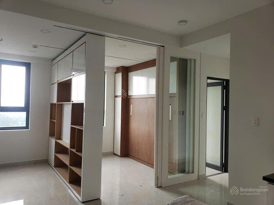 Bán nhanh căn intela saigon 2pn 2wc tầng trung view hộ bơi siêu đỉnh chỉ 2.4ty tặng full nội thất