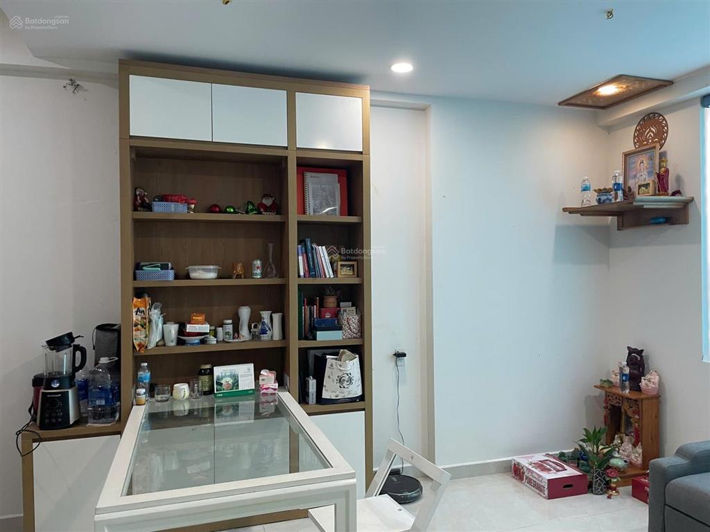 Bán nhanh căn sài gòn intela 2pn 2wc tầng trung view hồ bơi siêu đỉnh chỉ 2,4 tỷ tặng full nội thất