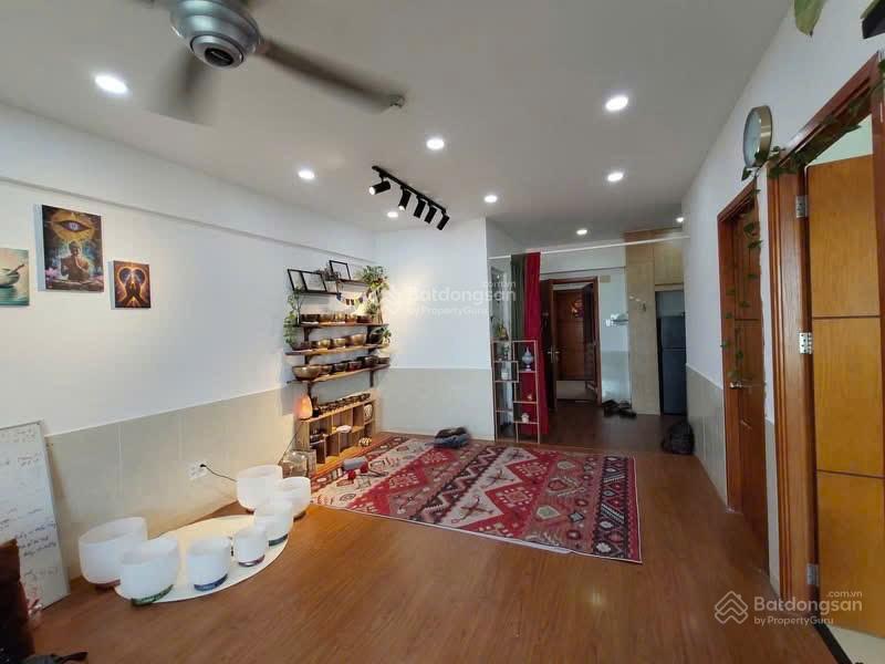 Bán căn hộ linh tây giá tốt, 71m2 2pn chỉ 3,3 tỷ, tầng cao thoáng mát