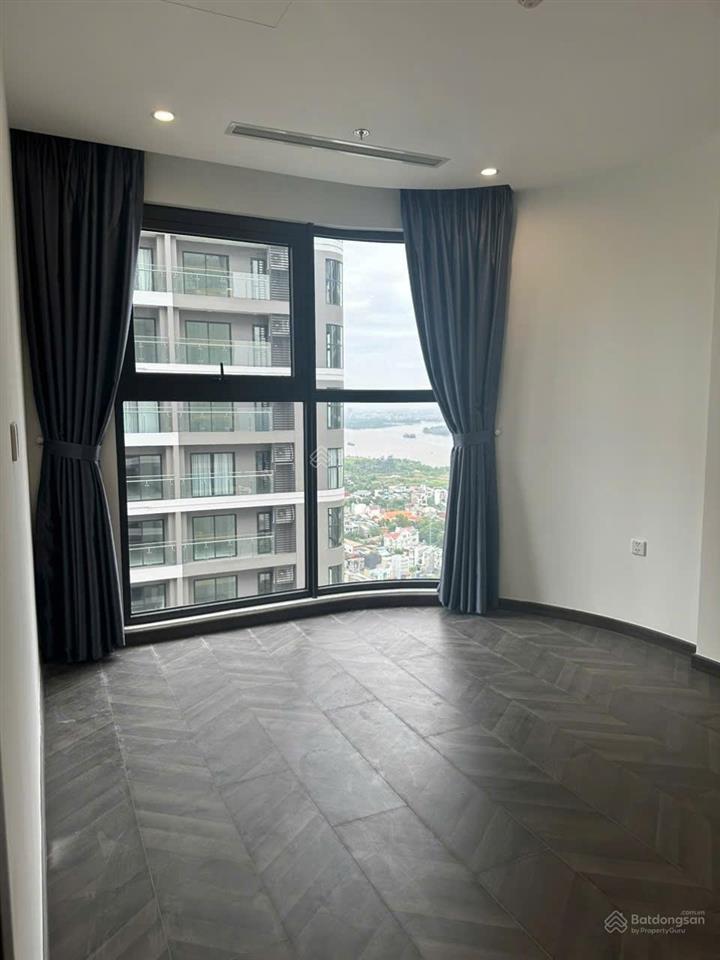 Giảm 200 triệu bán nhanh căn góc vin grand park khu b tòa be2, 73m2 2pn 2wc, đã có sổ, giá 5,8 tỷ