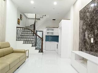 Giang biên  việt hưng  long biên  31m x 5 tầng  full nội thất  6,8tỉ  2 nhà ra ô tô tránh