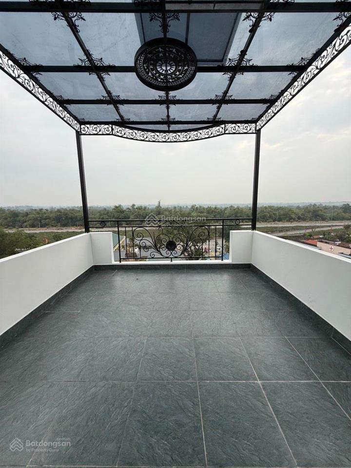 Phúc lợi  long biên  45m x 6 tầng  thang máy  4 ngủ  vỉa hè ô tô tránh  cạnh vinhomes