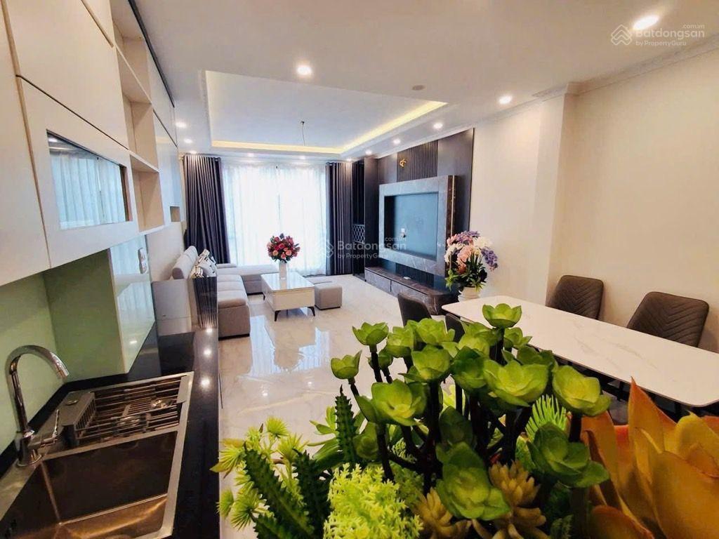 Thạch bàn  long biên  46m x 6 tầng  gara 7 chỗ  full nội thất  11,9 tỷ