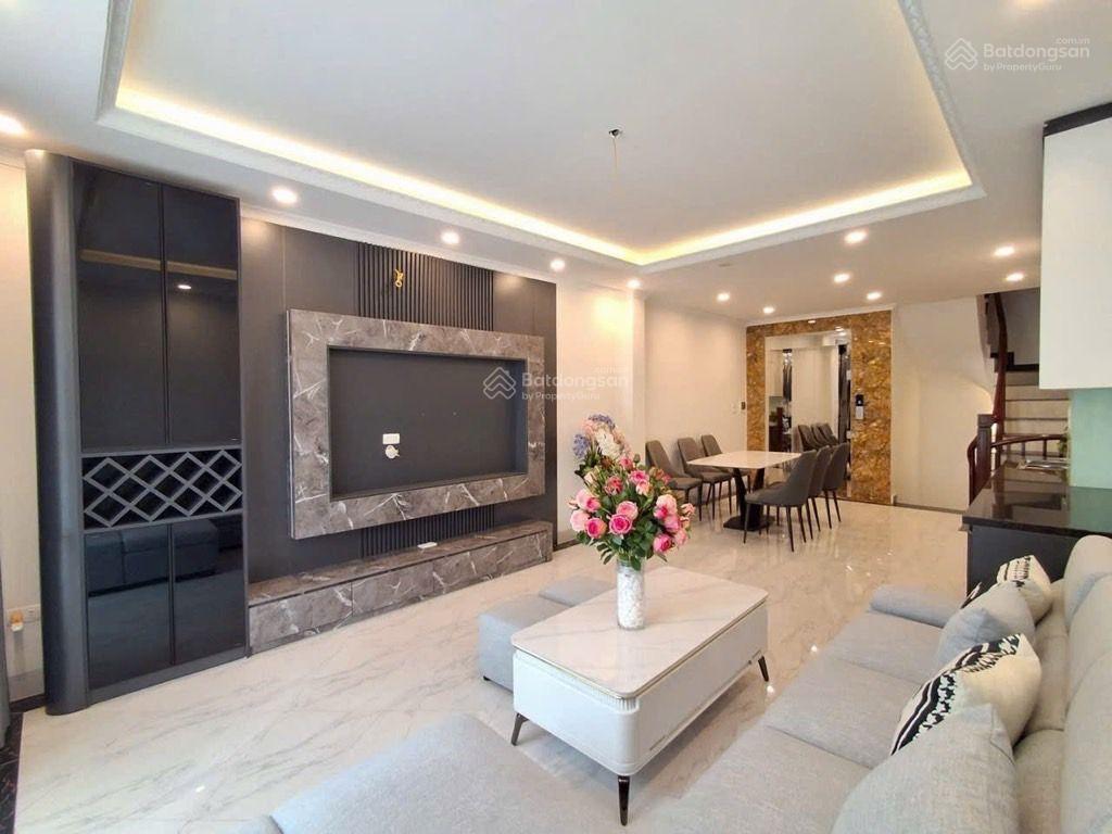 Thạch bàn  long biên  46m x 6 tầng  gara 7 chỗ  full nội thất  11,9 tỷ