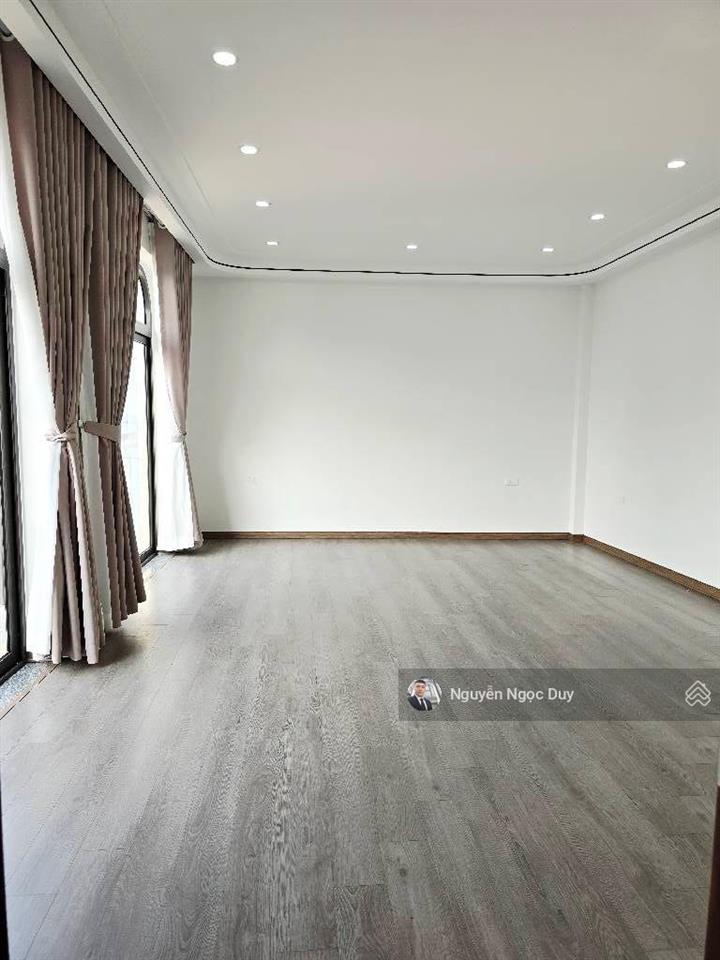 Trung tâm phúc lợi  50m x 6 tầng  mặt tiền khủng  ngõ nông gần ô tô tránh  full nội thất