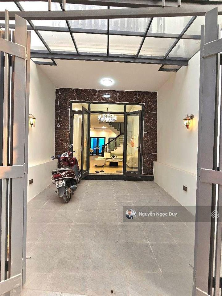 Hiếm  thạch bàn  thông tiền thoáng hậu  70m  2 mặt ngõ  ô tô thông  sổ nở hậu
