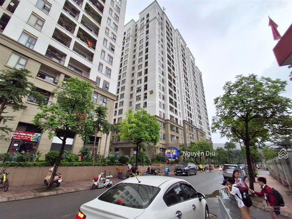 Hơn 3 tỷ! bán chân đế chung cư hanoi homeland, long biên, 2sàn, vừa ở vừa kinh doanh, dòng tiền cao