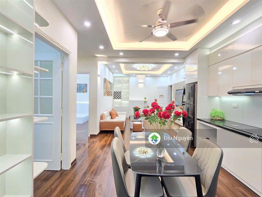 Cực đẹp! bán chung cư việt hưng  77m2  tầng đẹp  view đẹp  full nội thất xịn ở ngay  hơn 4 tỷ