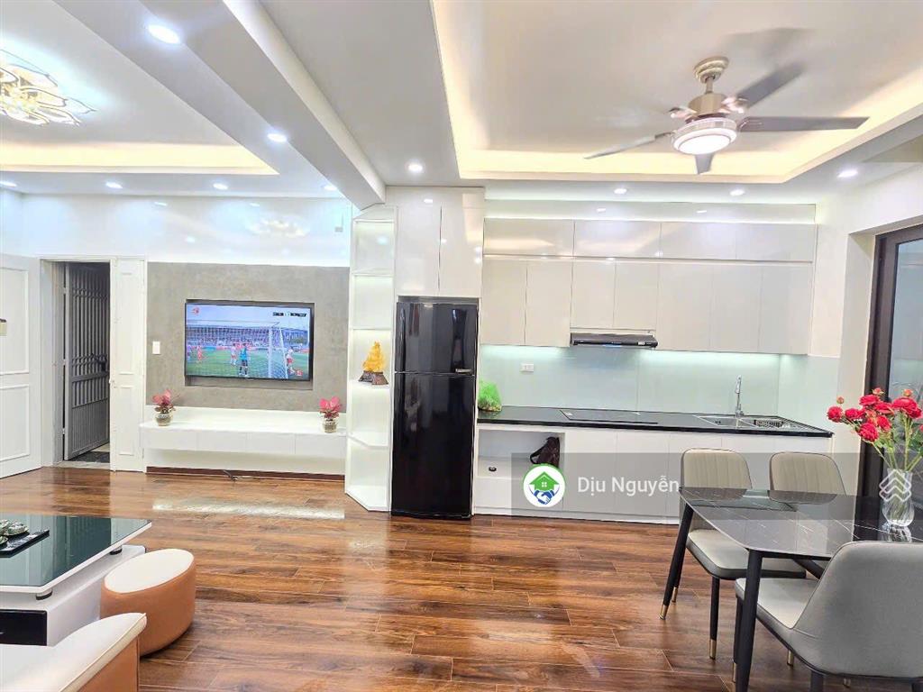 Cực đẹp! bán chung cư việt hưng  77m2  tầng đẹp  view đẹp  full nội thất xịn ở ngay  hơn 4 tỷ