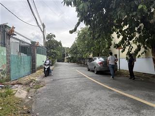 Cần bán nhà mặt tiền sổ hồng riêng chính chủ, diện tích 270m2