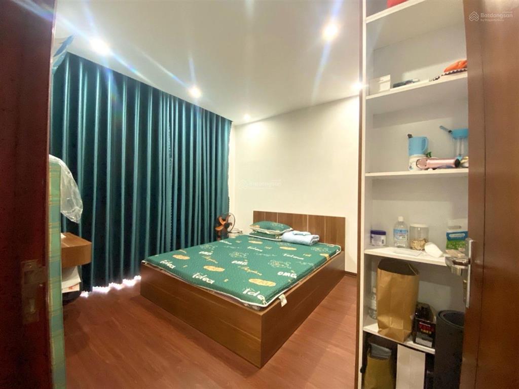 Chung cư ct36 xuân la  nội thất gỗ tự nhiên, có lốt ô tô, view hồ tây, căn 3n 2vs, giá 11 tỷ