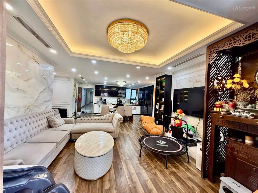 Chung cư goldmark city  lô góc  135m2  3 ngủ  full nội thất  hỗ trợ vay ngân hàng chỉ 11.x tỷ