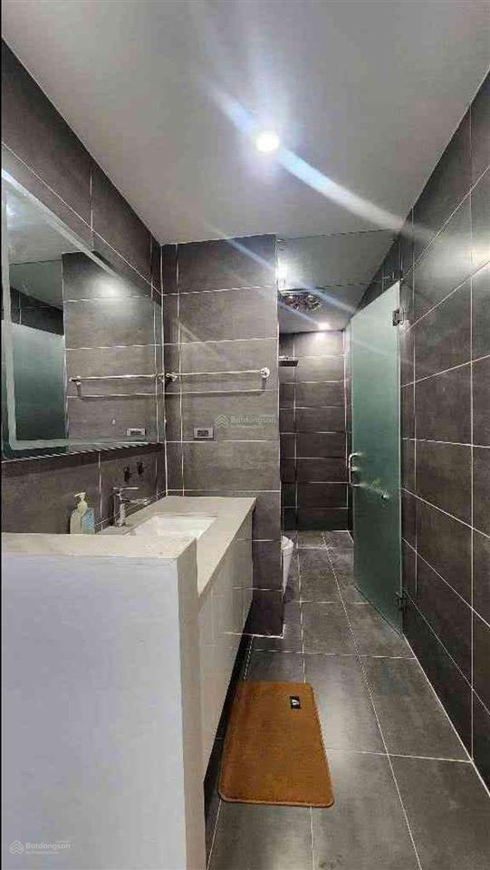 Nhà đẹp ở ngay! lô góc 130m2 hướng đông nam  hàng xóm kđt ciputra, tiện ích đủ đầy, chỉ 8. x tỷ