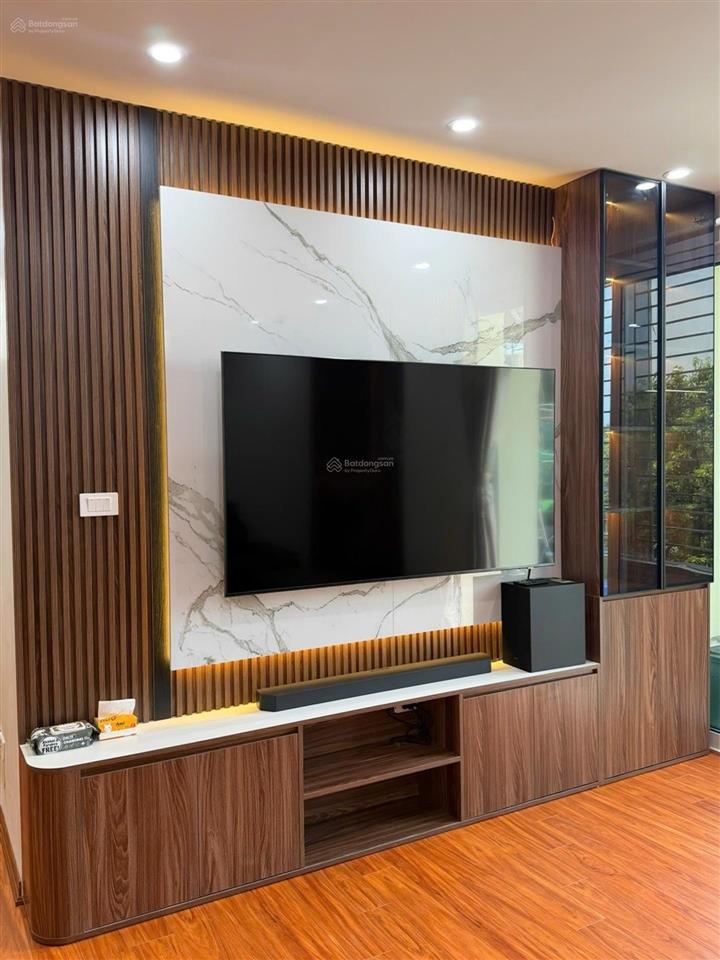 Chung cư xuân đỉnh view công viên hòa bình nội thất cao cấp  căn hộ 121m2 (4 ngủ)  giá 10,1 tỷ