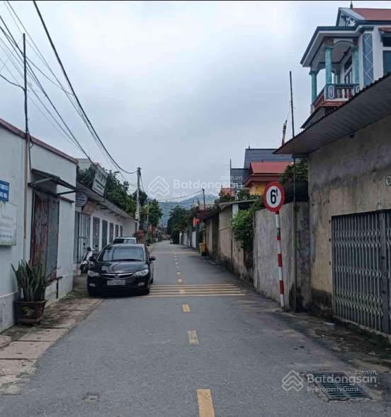 Chỉ 31 triệu/m2 đất trục chính thôn cộng hòa, phù linh  lô 183m2 (mt9.5m) đường rộng 8m, hướng nam