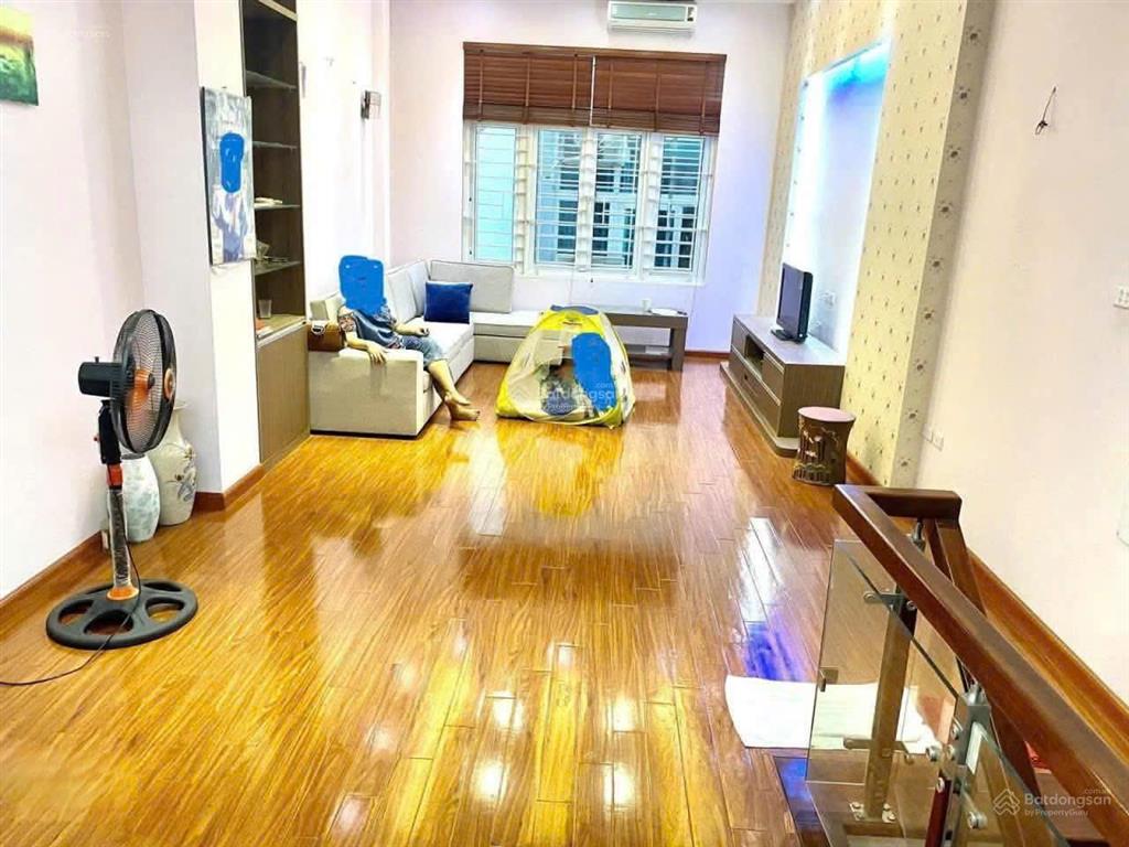 Cho thuê căn hộ tại xuân đỉnh, bắc từ liêm  dt 45m2 x 5 tầng  giá 15 tr/th   0964 649 ***