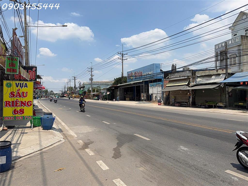 Mặt bằng vàng tại trung tâm, mặt tiền Liên Huyện, 150m2, ngang 5m, dài 30m, 5.3 tỷ, Thuận