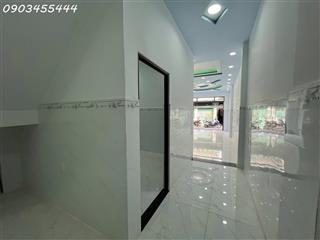 Kinh doanh đắc địa mặt phố Linh Đông Thủ Đức, 75m2, 2 tầng, giá 6.7 tỷ