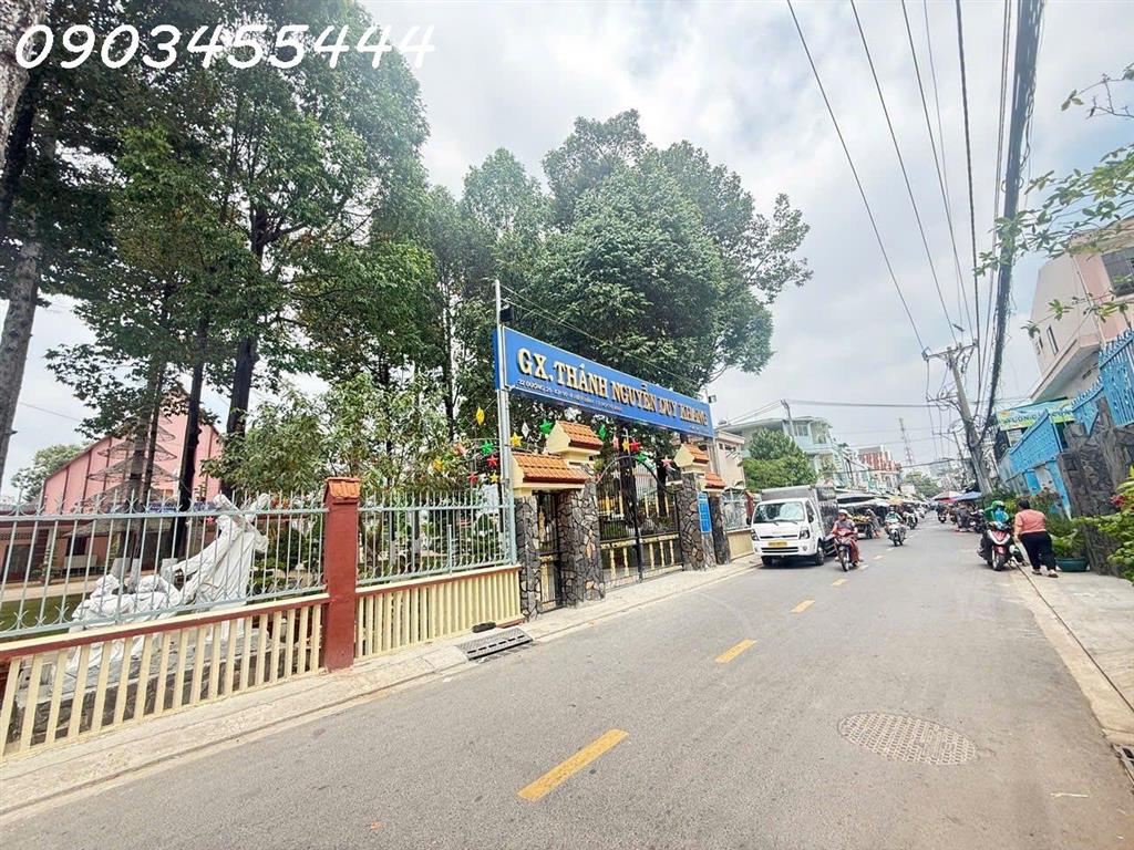 Kinh doanh đắc địa mặt phố Linh Đông Thủ Đức, 75m2, 2 tầng, giá 6.7 tỷ
