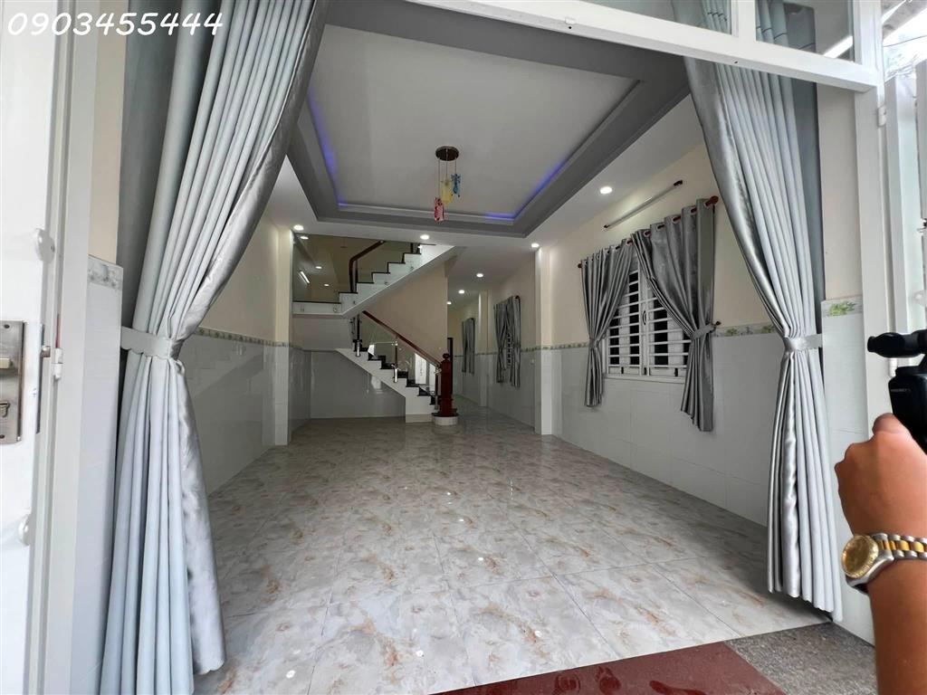 Nhà mới ô tô đậu nhà, HXH, 96m2, 3 tầng, 3PN, 8.5 tỷ, Tam Bình, Thủ Đức