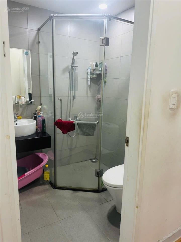 Chính chủ cho thuê căn hộ richstar 2. 2pn, 2wc đủ nội thất