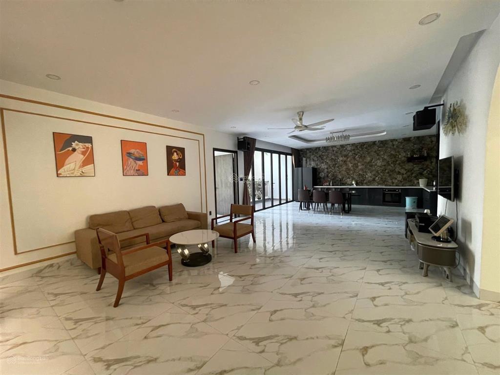 31 tỷ sở hữu villa 270m ngang 15m view sông hàn, dòng tiền tốt, giá tham khảo tốt trong khu vực