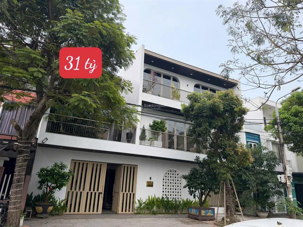 31 tỷ sở hữu villa 270m ngang 15m view sông hàn, dòng tiền tốt, giá tham khảo tốt trong khu vực
