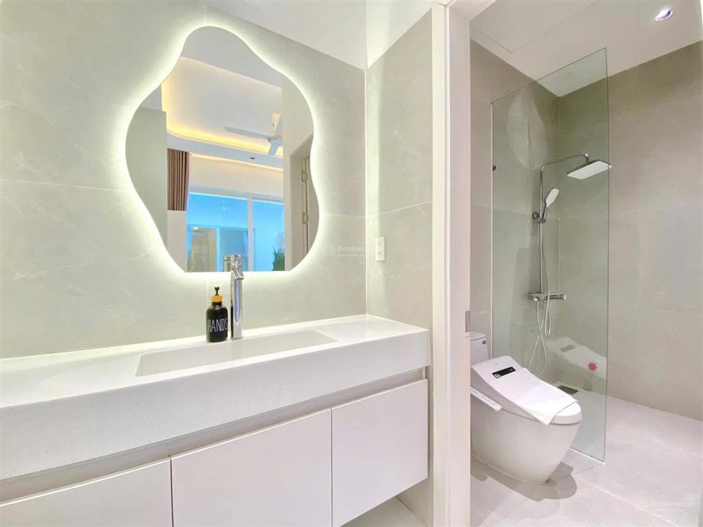 Villa ven sông, 4 pn riêng tư, yên bình, đầy đủ tiện nghi nam việt á đà nẵng
