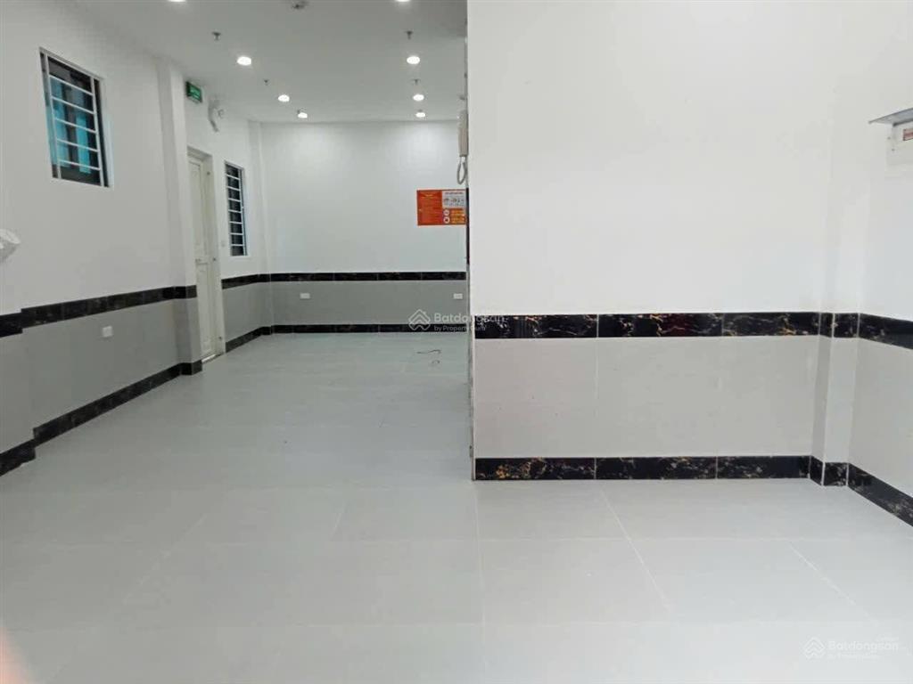 Bán chung cư mini 12 phòng khép kín  thang máy  mặt ngõ thông, oto qua nhà  đầy đủ hệ thống pccc