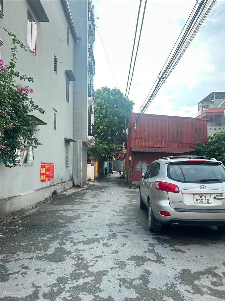 Đất vuông đẹp mặt tiền rộng thông số đẹp. ô tô lùi cửa, 30m ra đường ô tô tránh, gần chợ