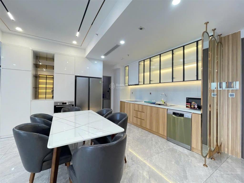 Bán căn midtown m8 the peak khu dân cư phú mỹ hưng, sẵn hđ thuê cao 50tr thu net view cực phẩm sông