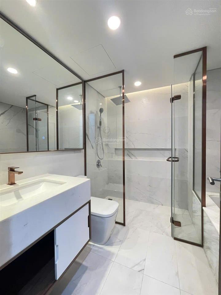 Bán căn midtown m8 the peak khu dân cư phú mỹ hưng, sẵn hđ thuê cao 50tr thu net view cực phẩm sông