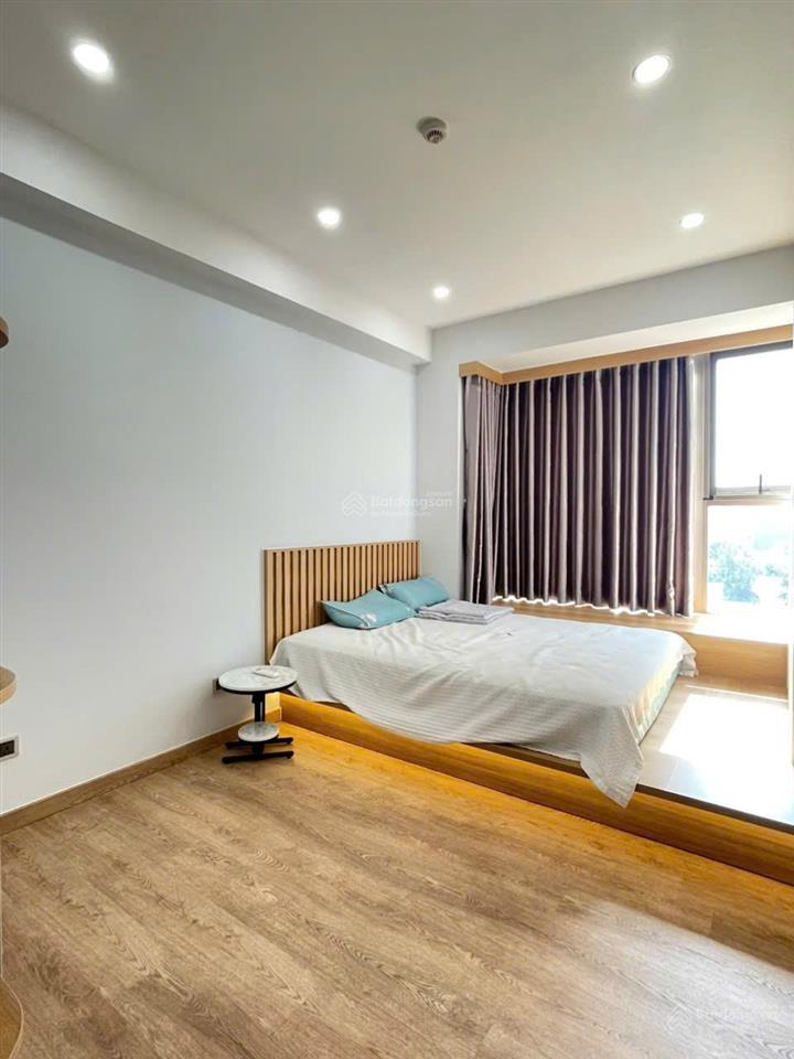 Bán căn midtown m8 the peak khu dân cư phú mỹ hưng, sẵn hđ thuê cao 50tr thu net view cực phẩm sông