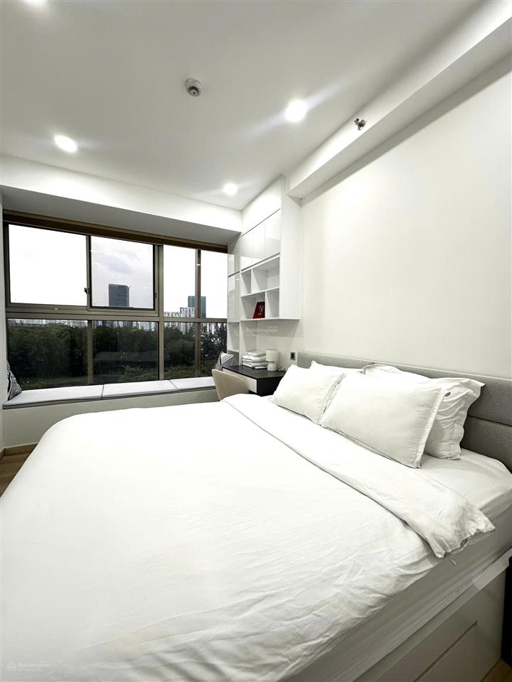 Bán midtown m7 phú mỹ hưng căn 3 phòng ngủ, 115m2 có hđ thuê giá đầu tư rẻ hơn tt 1tỷ view sông, hồ