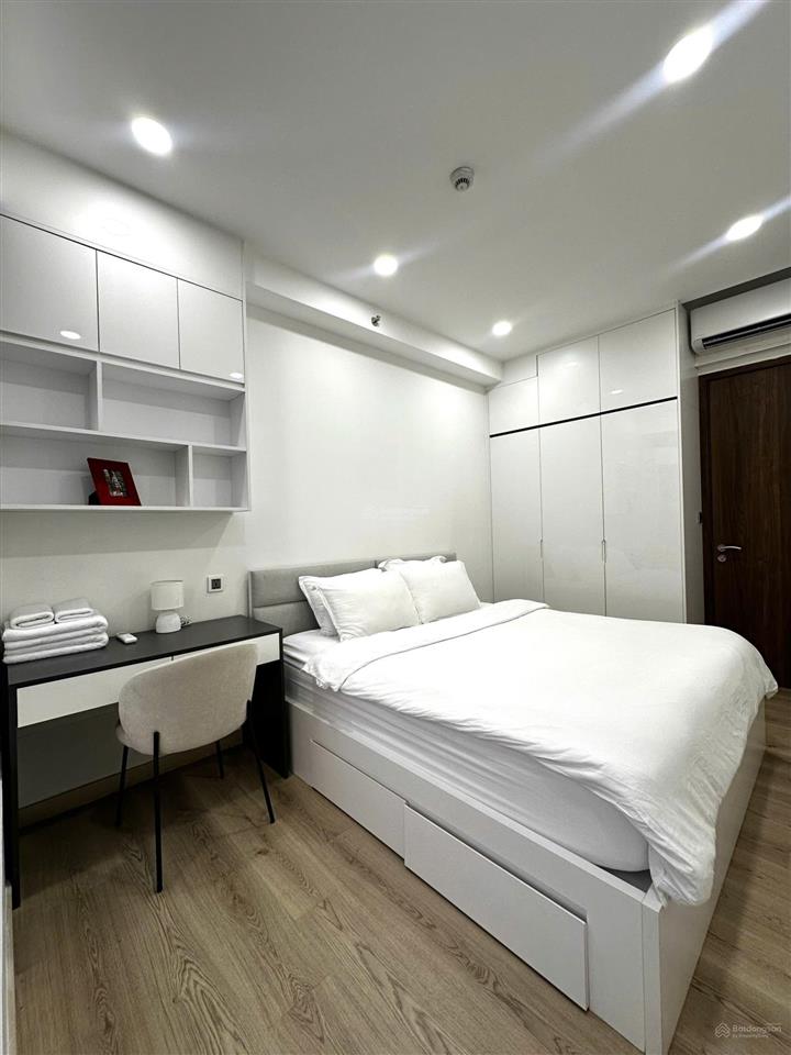 Bán midtown m7 phú mỹ hưng căn 3 phòng ngủ, 115m2 có hđ thuê giá đầu tư rẻ hơn tt 1tỷ view sông, hồ