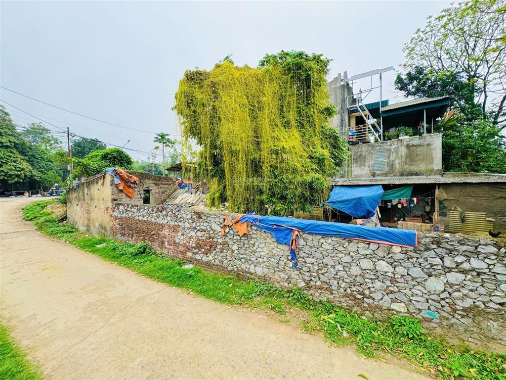 Lô này dt 238m2 full odt tại thị trấn bo, kim bôi, hòa bình