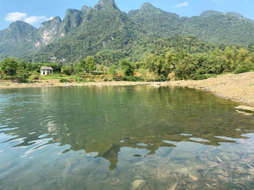 Diện tích hơn 3000m2 có 500 thổ cư, sẳn sổ, đất lưu ko 5000m tại xuân thủy, kim bôi, hòa bình.