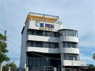 Chính chủ gửi bán căn nhà khách sạn tuyệt đẹp với các đường cong theo phong cách địa trung hải.