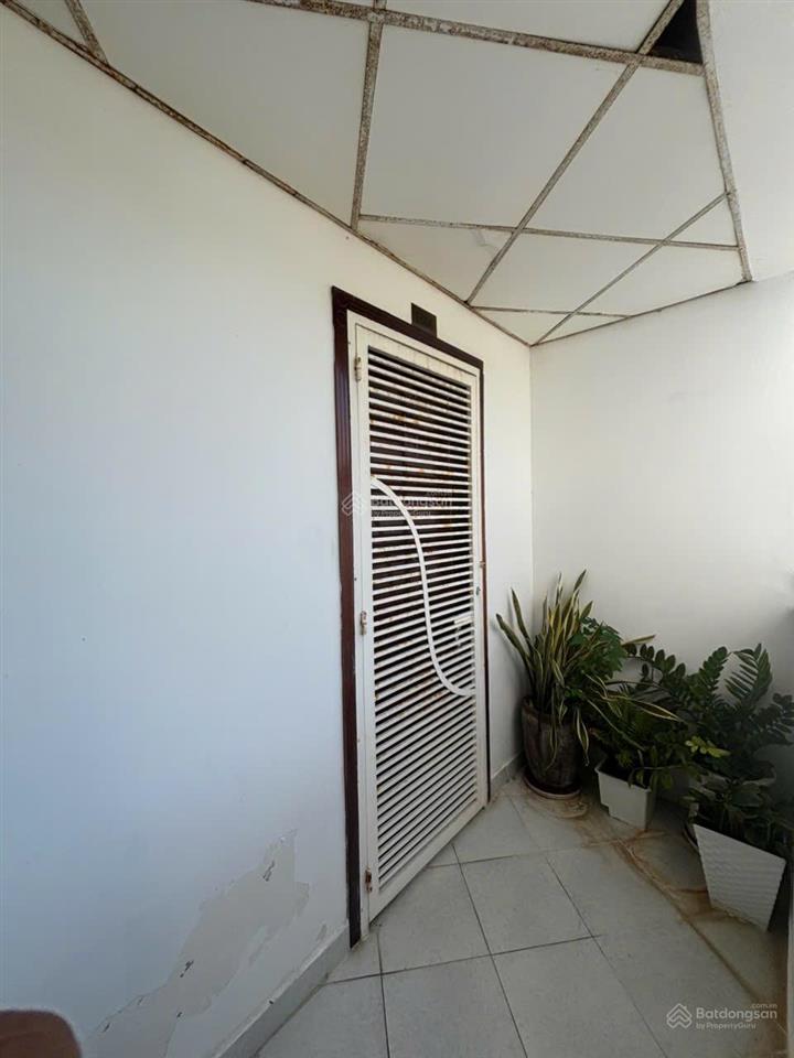 Chủ gửi bán căn hộ view biển nằm ngay mặt tiền đường trần phú. địa chỉ 84 trần phú, vũng tàu