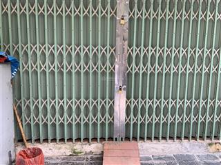 Bán tập thể nghĩa tân tầng 1 dt 80m2 hai mặt tiền mỗi mặt 8m kd tốt giá 7 tỷ