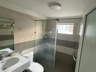 Bán tập thể nghĩa tân, cầu giấy dt 90m2 nhà 3 ngủ nội thất full đẹp giá 4,5 tỷ