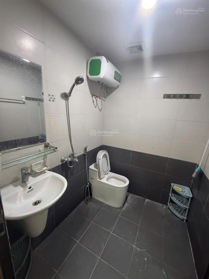 Bán tập thể nghĩa tân , cầu giấy dt 140m2 , nhà full nội thất cao cấp . 6 ngủ 2 vs giá 4,8 tỷ