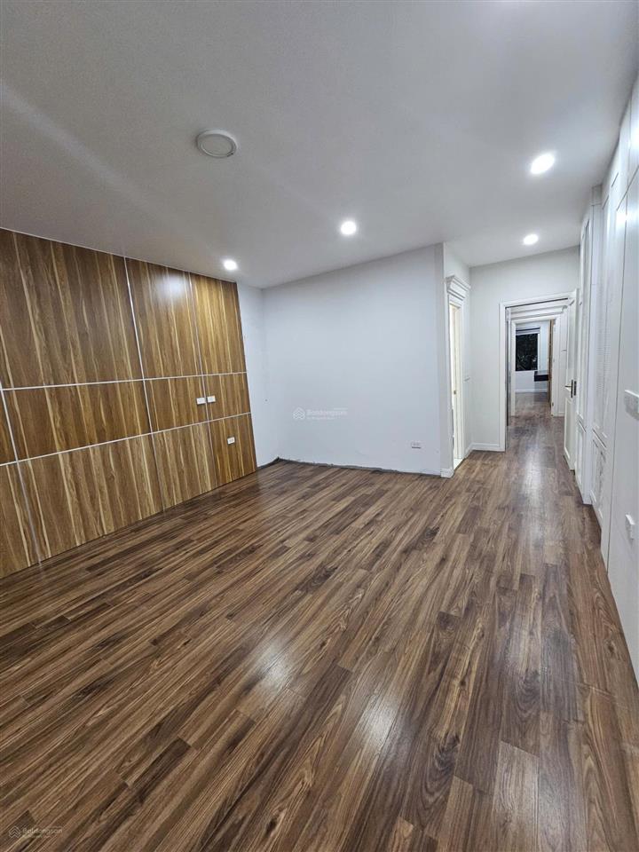 Cho thuê nhà tân mai hoàng mai dt 50m2 x 4 tầng phù hợp làm văn phòng giá 10tr/1 tháng