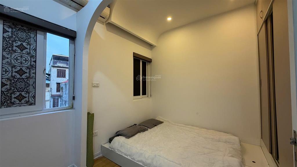 Cho thuê chdv 7 tầng cầu giấy dt 100m² có 24 phòng khép kín giá thuê 118tr/1 tháng