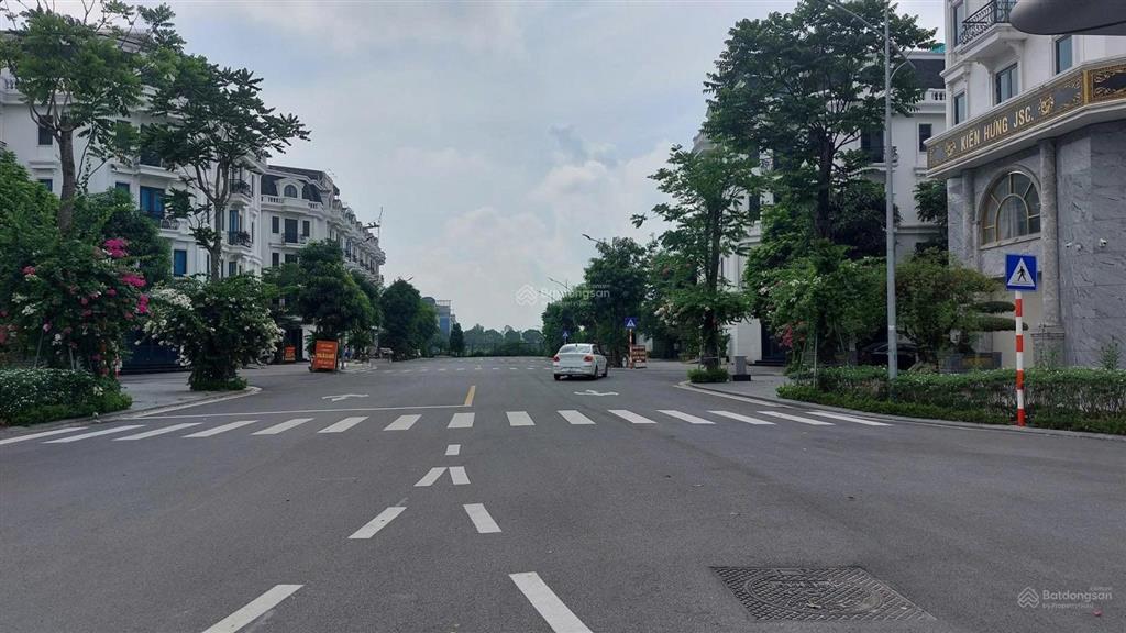 Bán nhà mặt phố lô góc nguyễn khả trạc, cầu giấy dt 76m2 xây 5 tầng mt 15m giá 31 tỷ