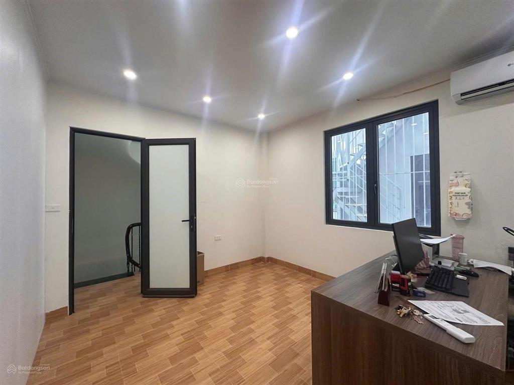 Siêu phẩm phú diễn, bắc từ liêm dt 57m2 7 tầng 16 phòng doanh thu ~70tr/tháng giá 16,8 tỷ