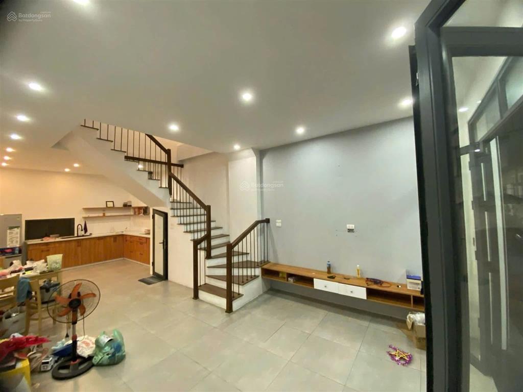 Nhà ngõ trần cung bắc từ liêm 50m2 sổ đỏ 2 tầng giá 13 tỷ